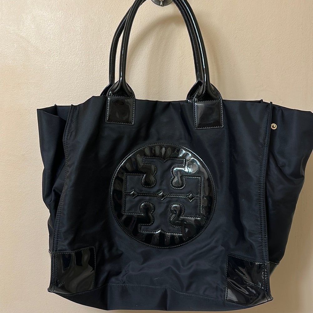 Black tory Burch tote - Picture 1 of 2